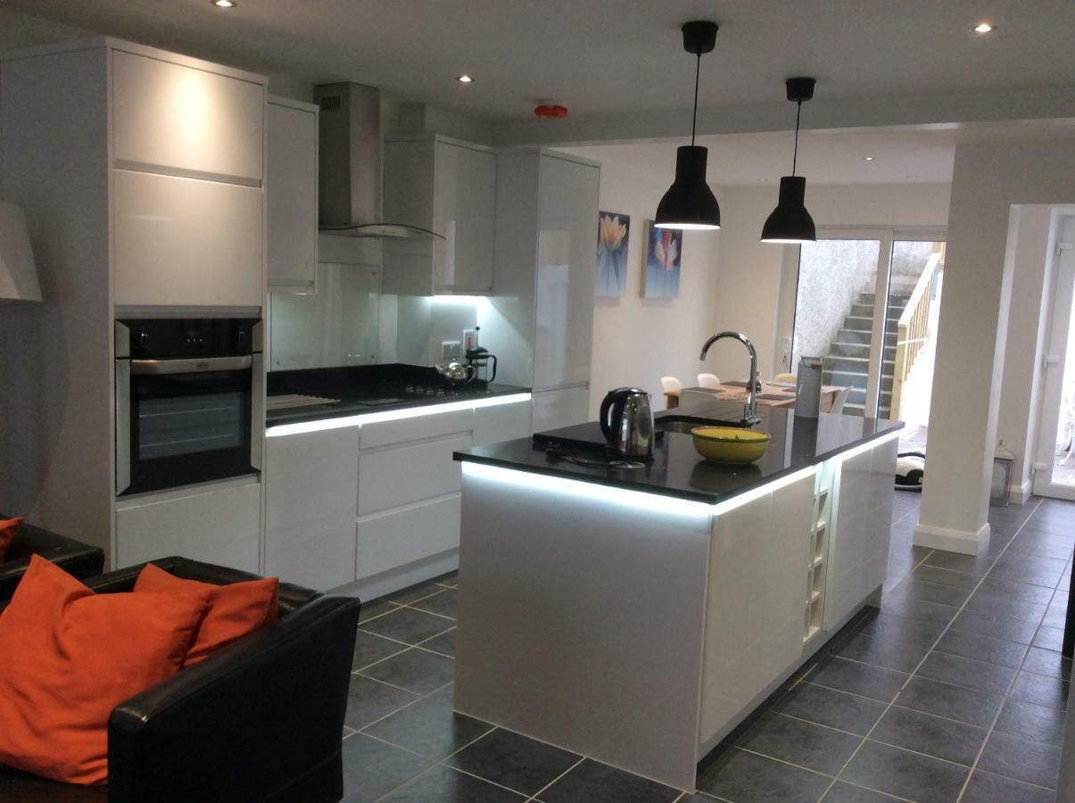 הוילה באליקאסל Beachview House מראה חיצוני תמונה
